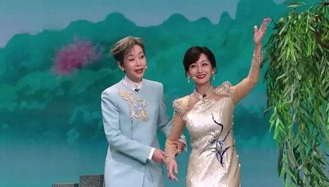 2025年央视春晚《借伞》：一柄油纸伞背后的千年文化传承