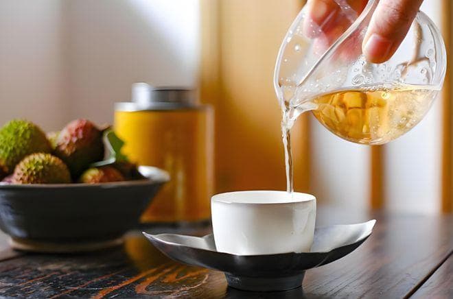 存放多年的普洱、白茶、绿茶还能喝吗？来聊聊喝茶那些事儿~