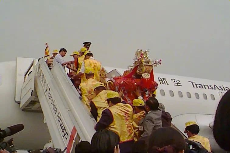 闽台神仙们的现代化生活