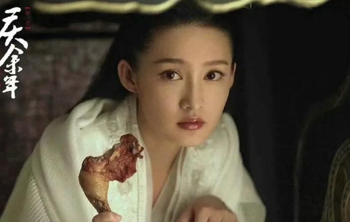 李沁的美食地图：从鸡腿到火锅，她如何保持好身材？