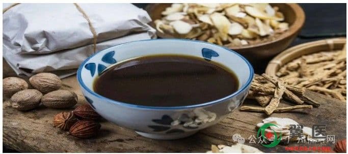 你是寒湿还是湿热？岭南地区的人为何更容易生湿？有没有阳虚夹湿化热？