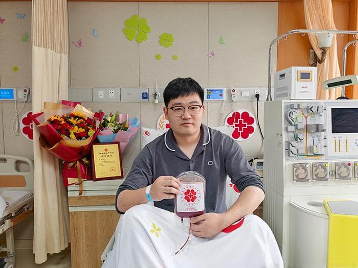十年献血超10000毫升！这一次，95后新郎官再送给自己一份“新婚礼物”