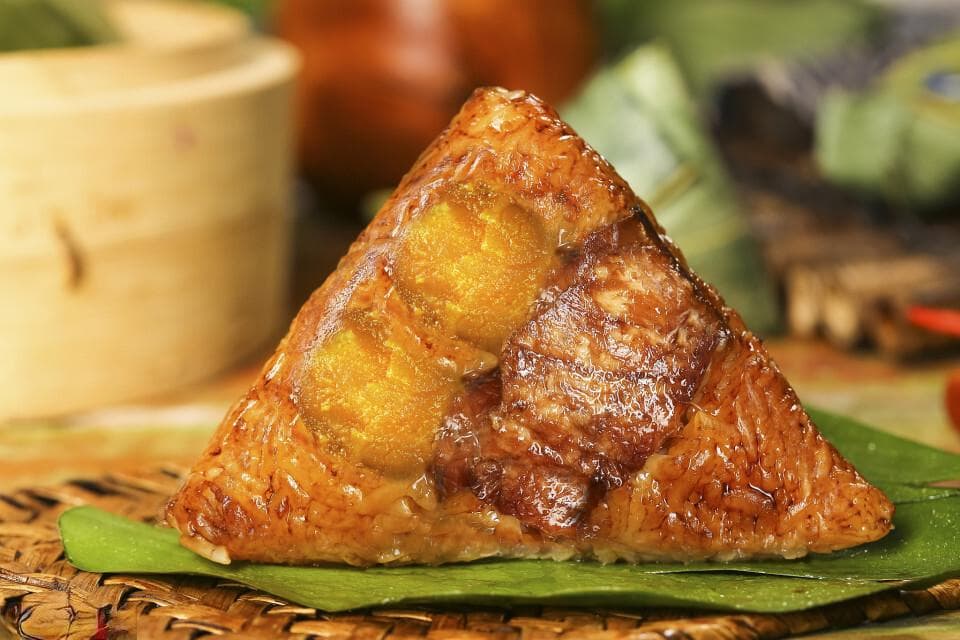 国庆出游畅享美食安全指南，别让胃肠道问题扫了兴