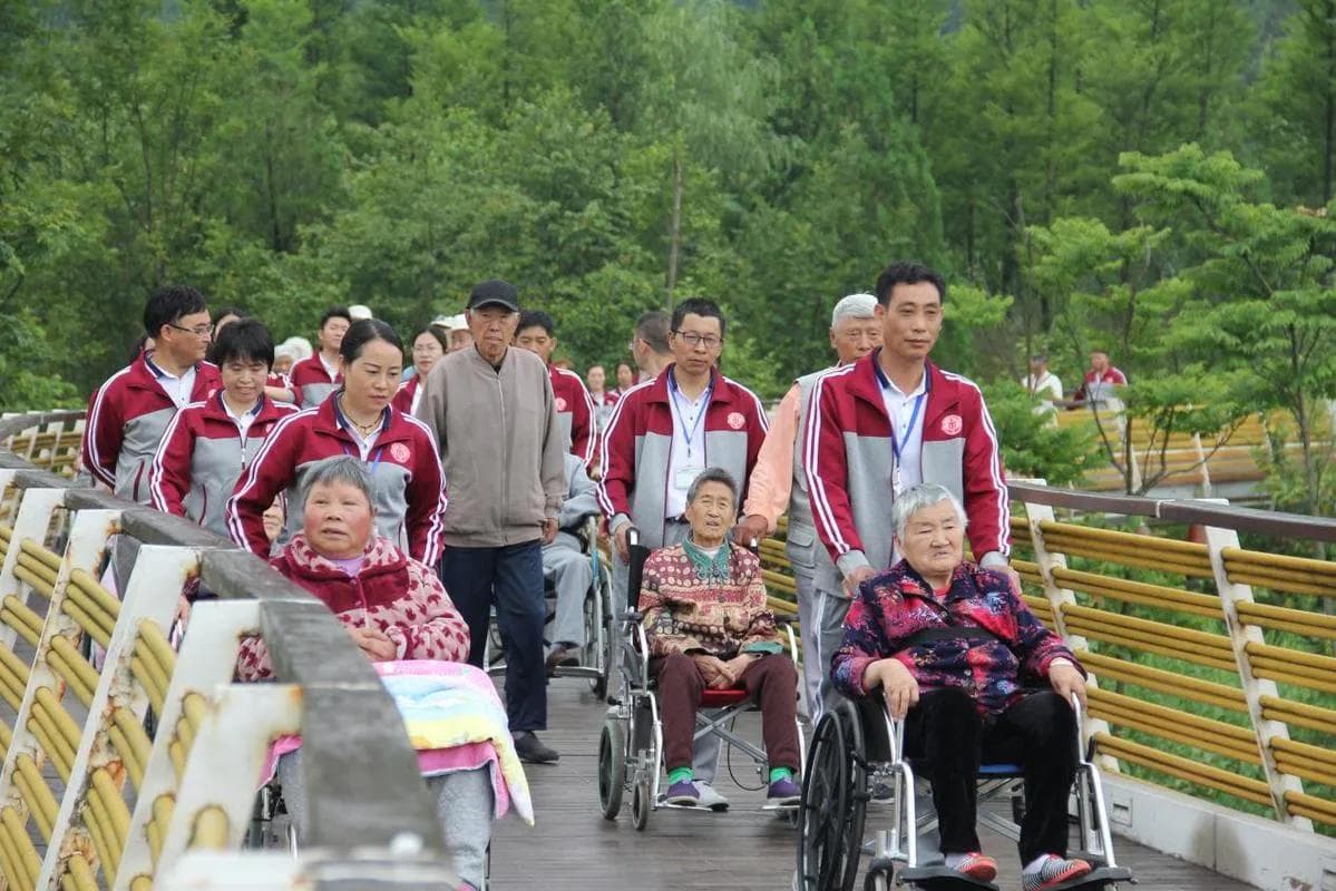 贵州六盘水：发挥"凉"优势 打造"凉都养老+"新场景