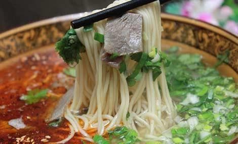 兰州牛肉拉面的灵魂：汤底配方
