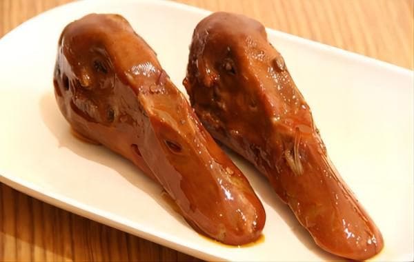 石村麻辣鸭头的做法（图片）