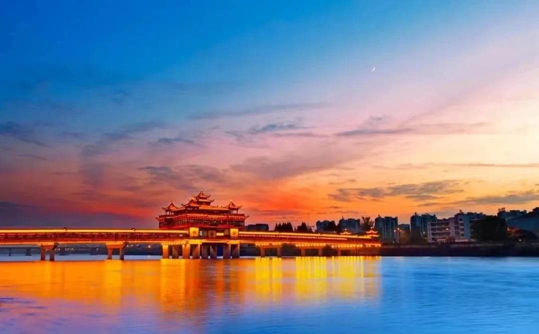 黄山屯溪三江口历史文化街区：创意赋能 文旅“出圈”更“出彩”
