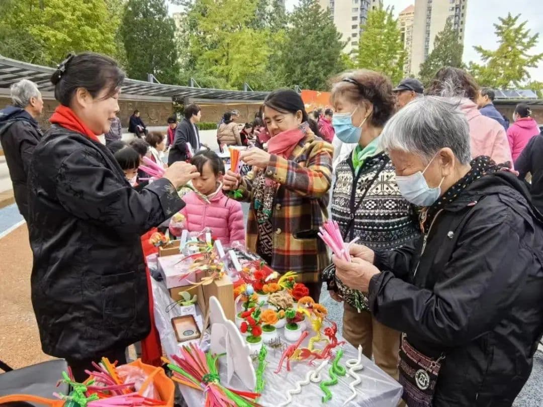 "巾帼匠心·文化传承"巧娘市集让非遗文化大放异彩