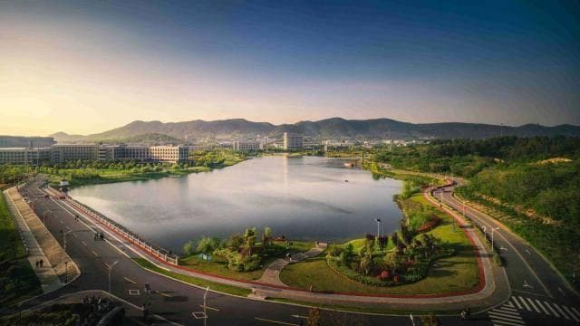 江苏科技大学就业好不好？毕业生月薪过万，就业地区经济发达！