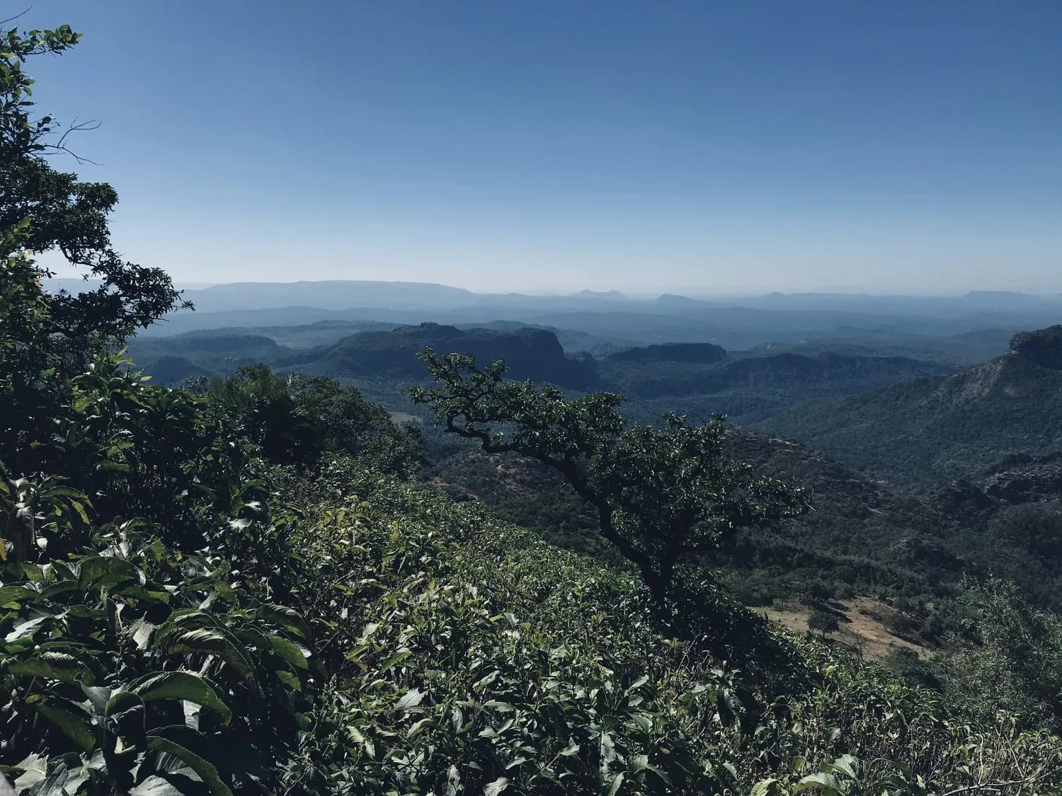 成都东至广元站沿线必打卡景点：剑门关、昭化古城、曾家山滑雪场