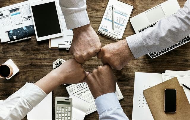 利用SWOT分析进行职业规划：评估优势、劣势、机会和威胁