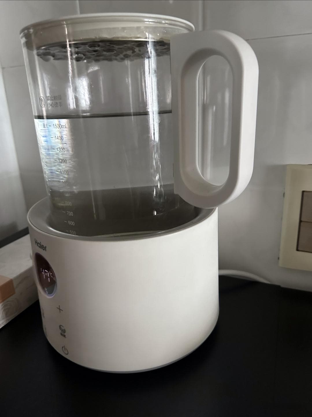 从泡咖啡到婴儿浴：恒温壶选购与使用完全指南