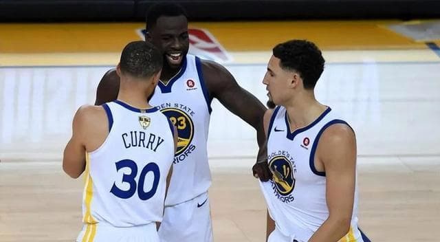 NBA个人荣誉排行榜：谁是历史最伟大的篮球巨星？