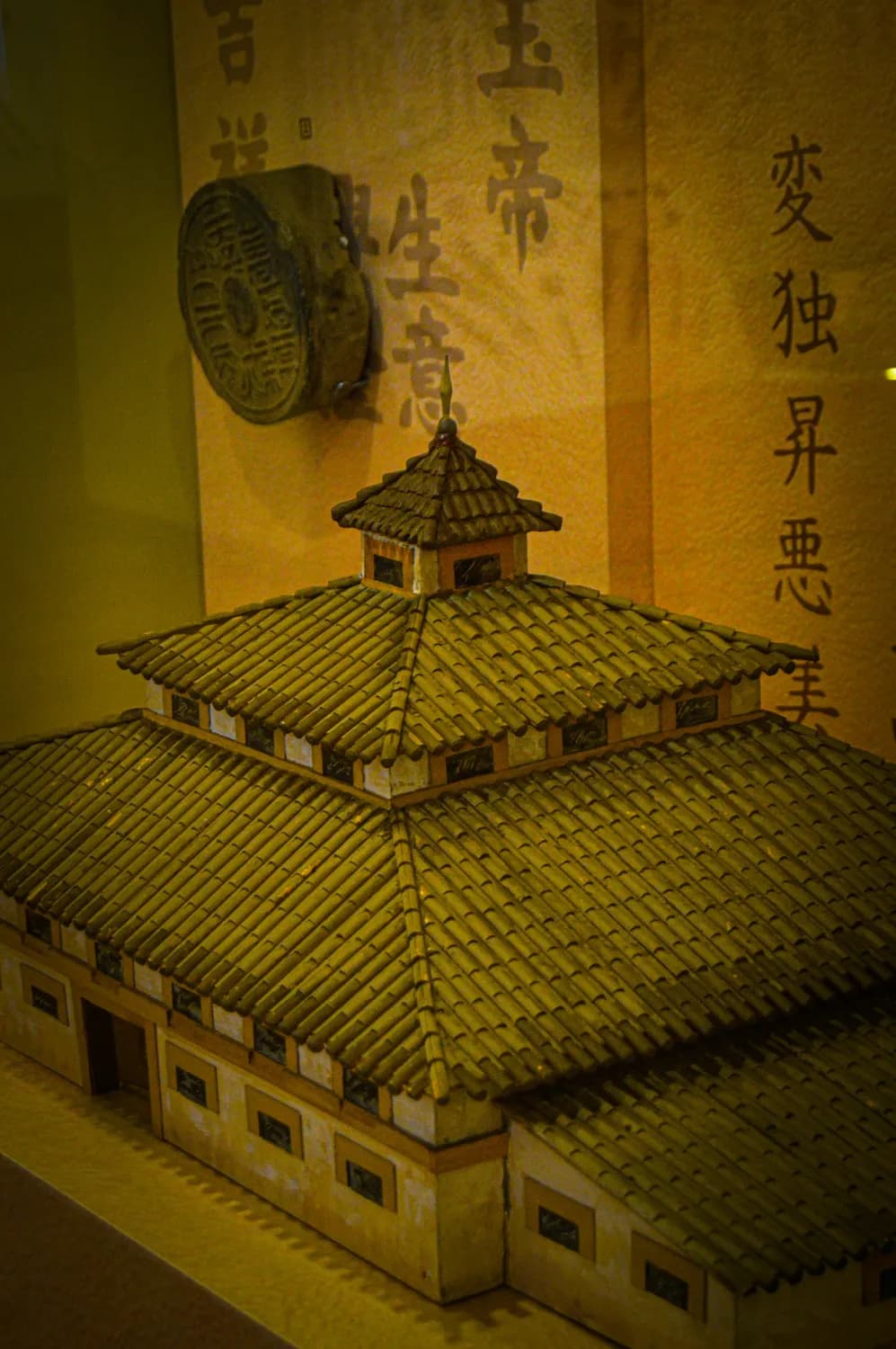 崇祯治下的明朝经济大崩溃：财政危机、自然灾害与农民起义的三重打击