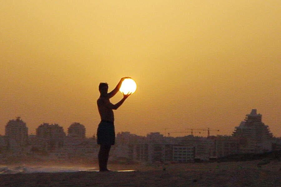 太阳的十大事实：体积是地球的130万倍