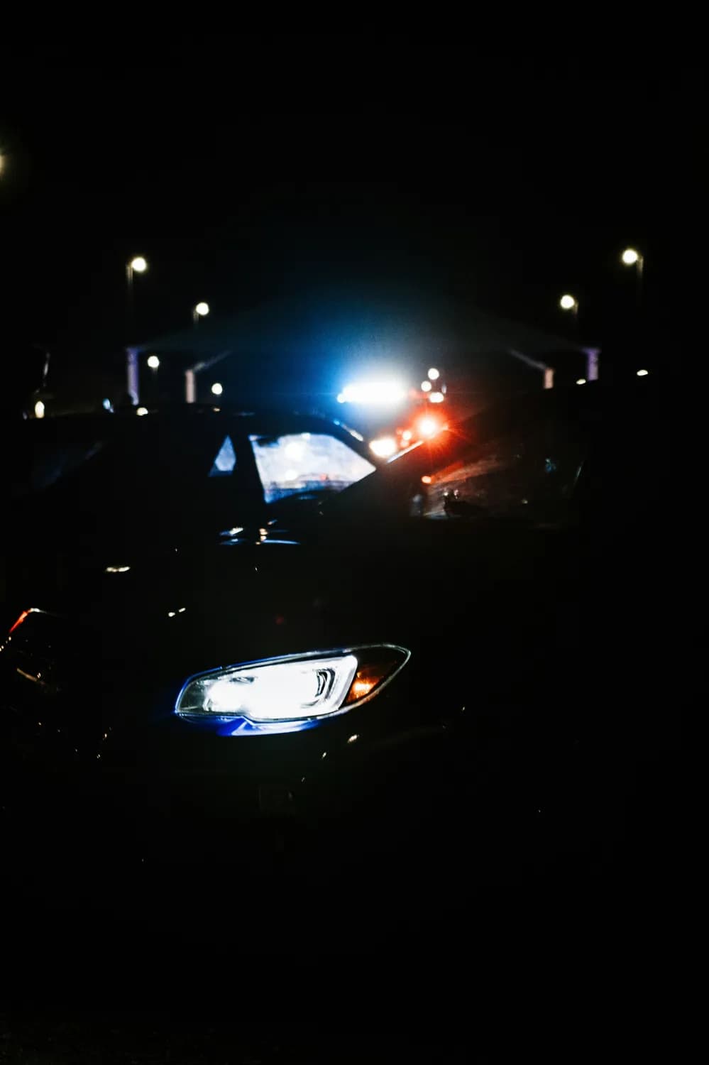 临城交警创新执法：让司机亲身体验远光灯危害