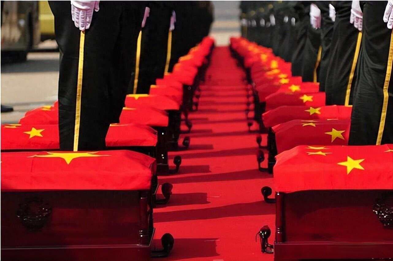 新中国国葬制度：庄严礼仪背后的历史与深意