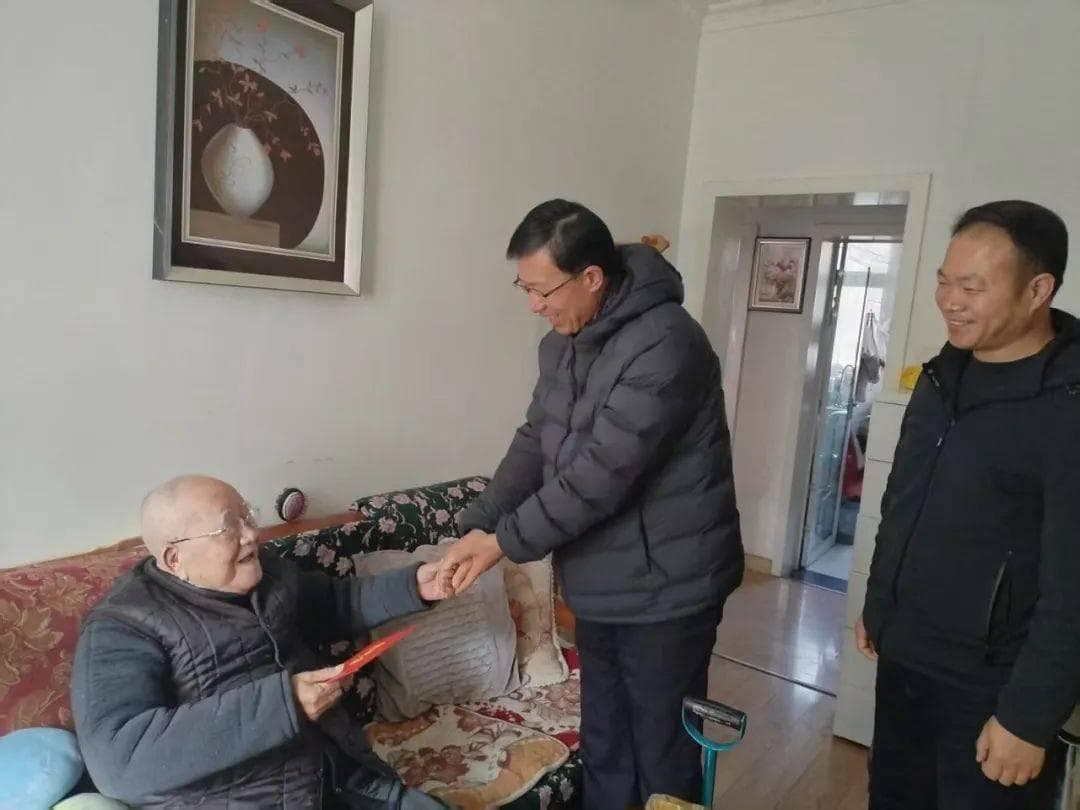 中国化学：春节慰问暖人心，传承关怀显真情