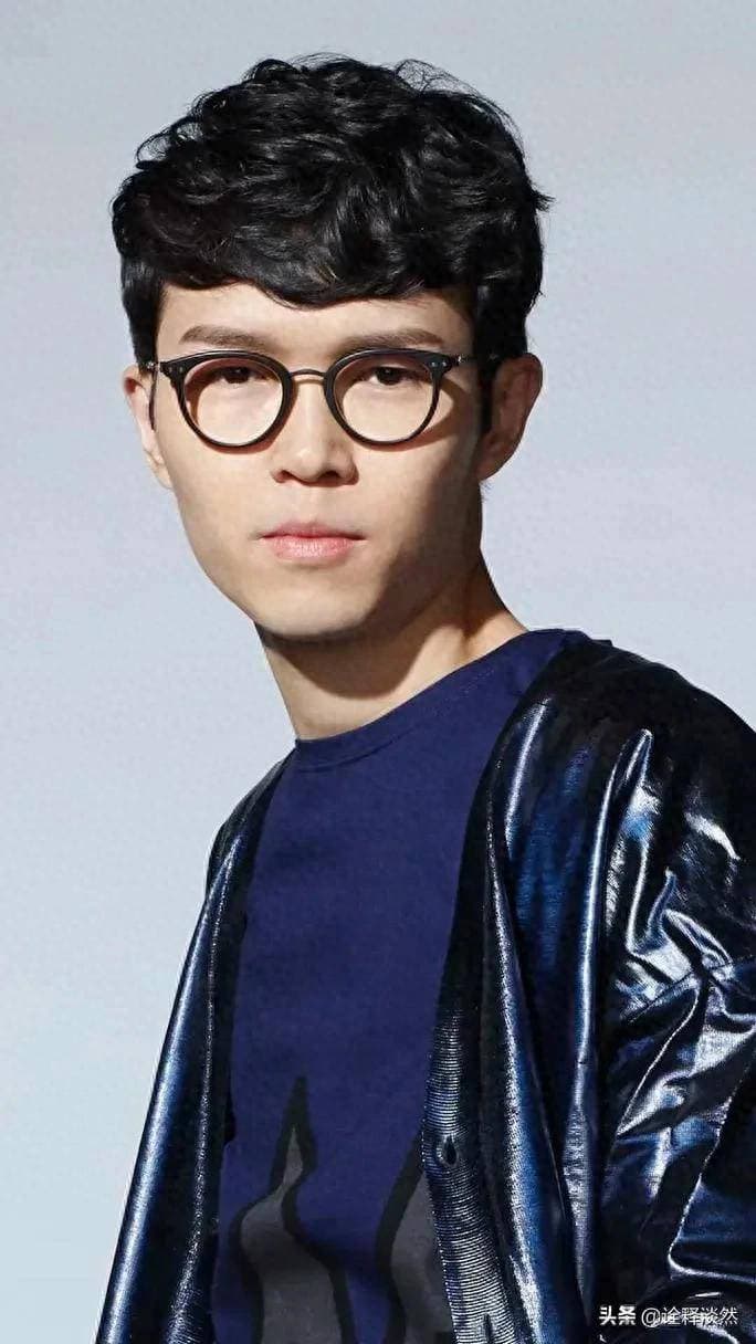 当灵魂乐遇见东方诗意：解码方大同的十首音乐寓言