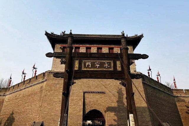 西安古城墙十大景点推荐：从钟楼到回民街