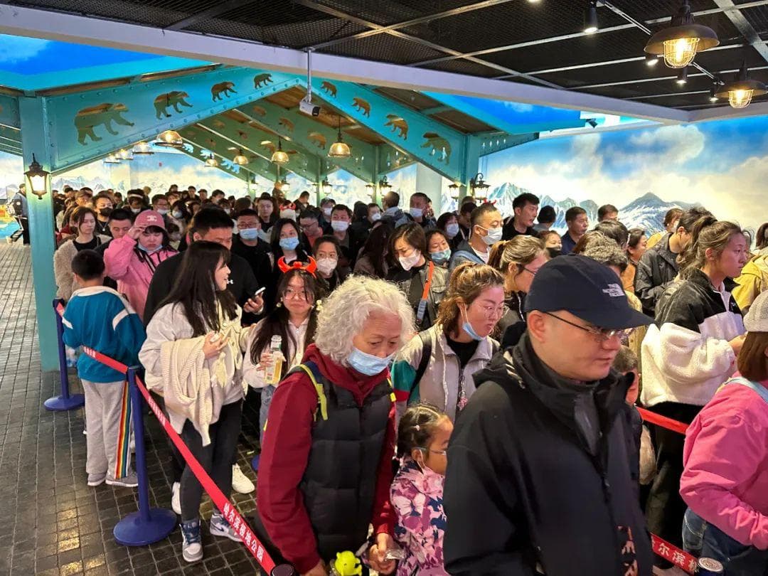 清明小长假哈尔滨极地公园创意活动再破圈