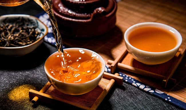 晚上吃完饭适合喝什么茶