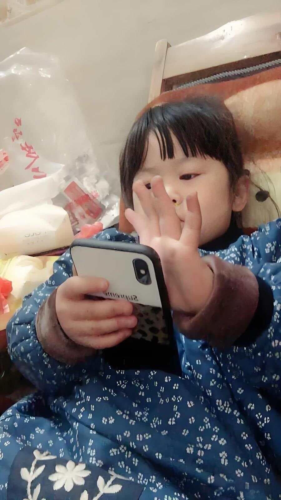 《放不下的手机》：被手机控制了不要怕，教你夺回主动权