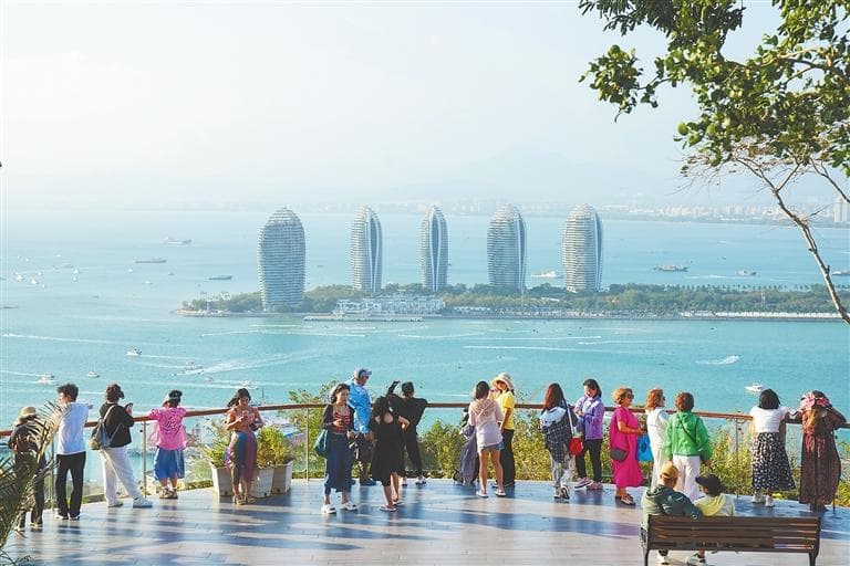 三亚节后旅游市场迎来错峰热潮