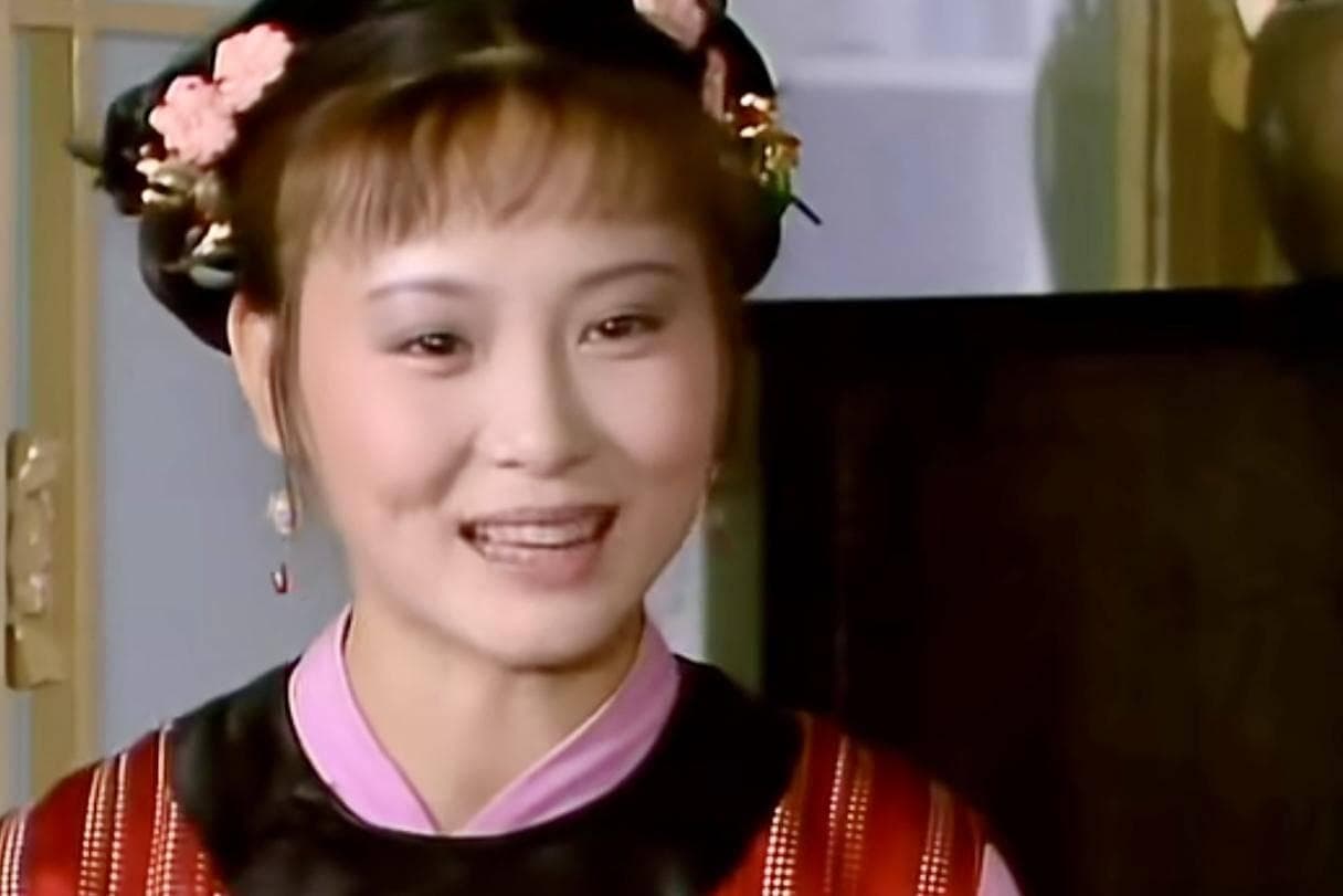 “红”字隐黛玉，“玉”字隐宝玉，林红玉凭什么取这么特殊的名字