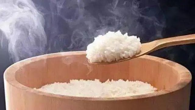 夹生饭怎么补救？补救秘籍来袭，你也能成米饭救星！