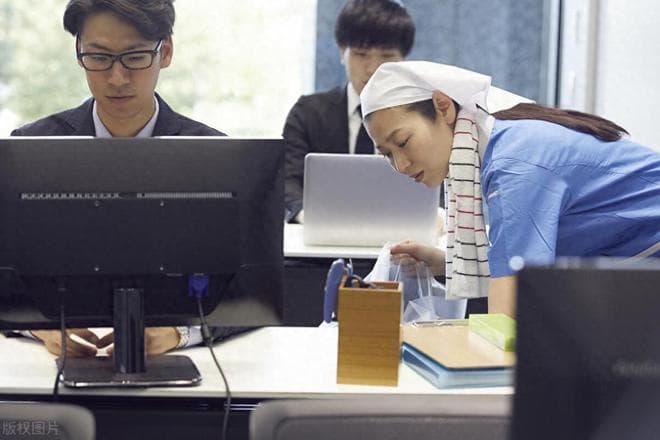 中年失业别慌！这5个冷门赛道正在闷声发财