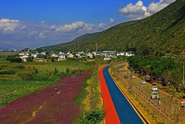 云南石屏县景点：一场穿越千年的文化之旅，从这里开始