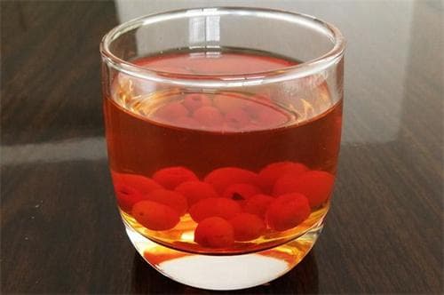红豆杉泡水喝的功效与作用