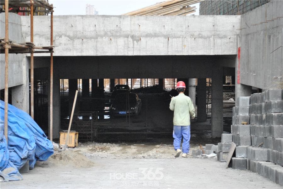 期房建设的问题如何应对？怎样保障期房的顺利交付？