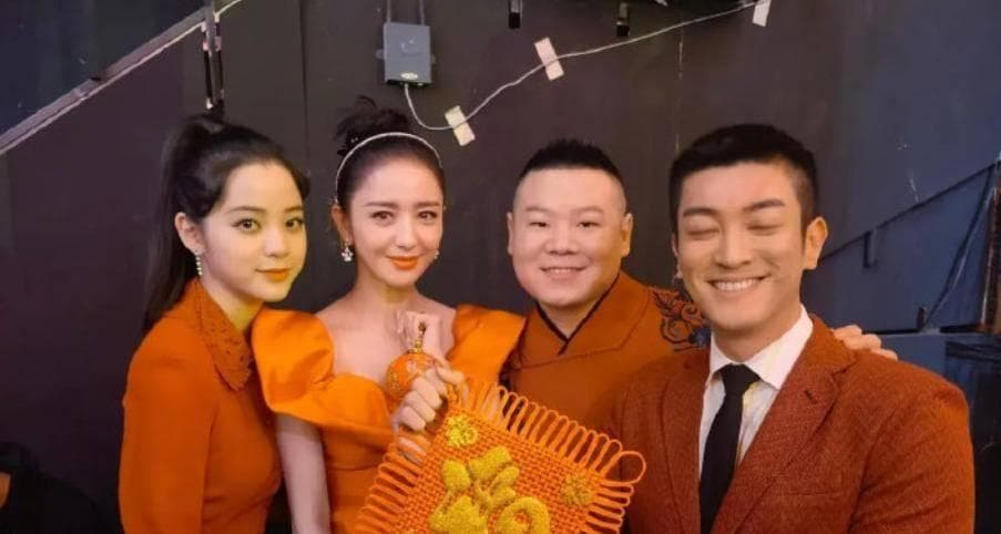 2025春晚官宣：陈丽君呼声盖过刀郎，岳云鹏遭抵制，赵本山还在升