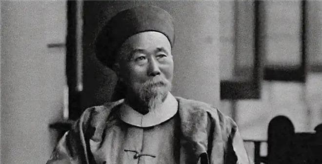 从大清的李鸿章到乌克兰的泽连斯基，弱国外交的百年悲剧从未改变