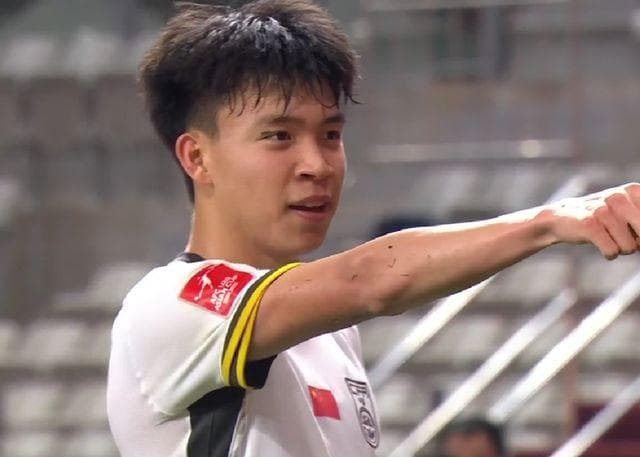 5-2！U20亚洲杯2连胜：国足进8强+下轮争头名，淘汰赛赢1场创纪录