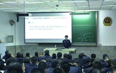 从侦探小说透视侦查学：公大通识选修课为何受学生追捧？