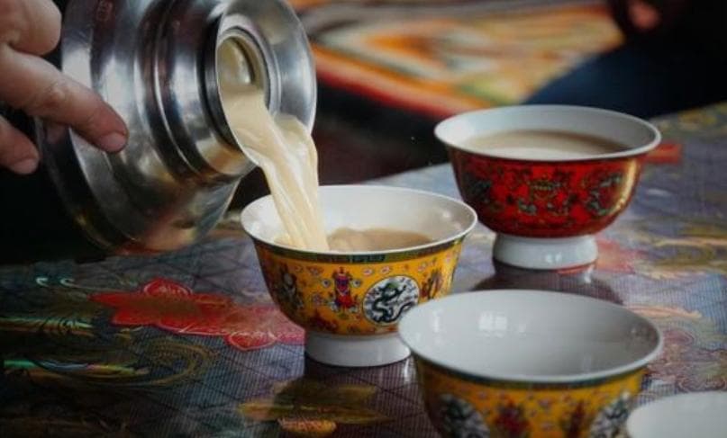 西藏酥油茶品味高原的温暖与文化