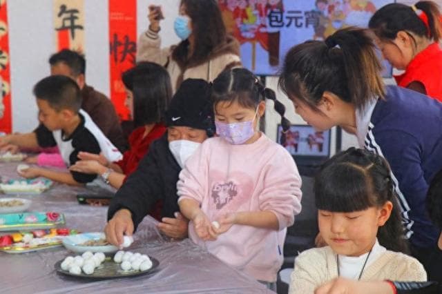 猜灯谜、制花灯、品美食，这个元宵节真热闹！