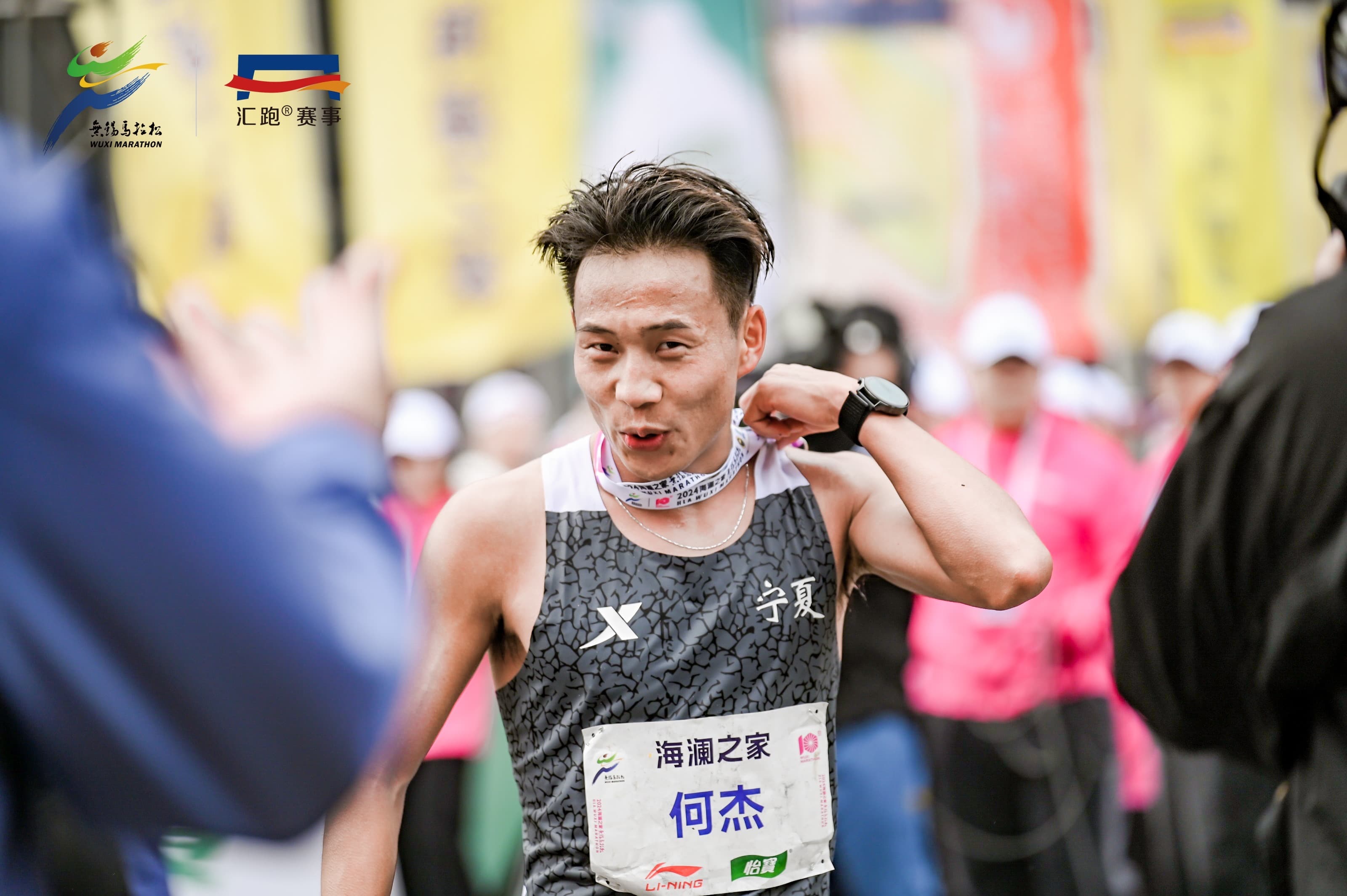 何杰再破全国纪录！中国马拉松进入“206时代”