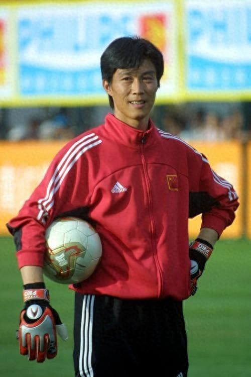 中国足球历史最佳十一人阵容：后防线范大将军领衔，锋线杨晨助阵