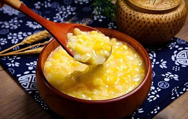大碴子粥：东北特色美食的制作方法与营养搭配