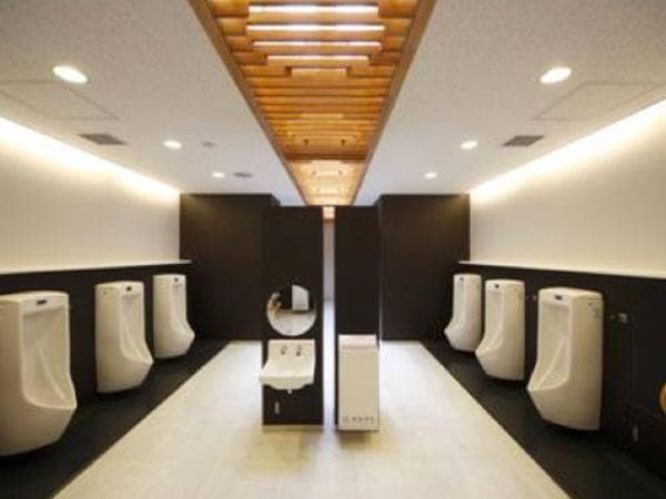 日本高速公路服务区完全指南：从休息到娱乐，一文读懂所有服务与注意事项