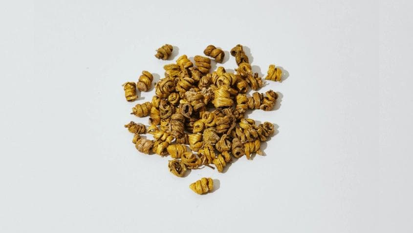 石斛有效改善失眠/明目！石斛功效禁忌+3个养生汤水食谱推荐