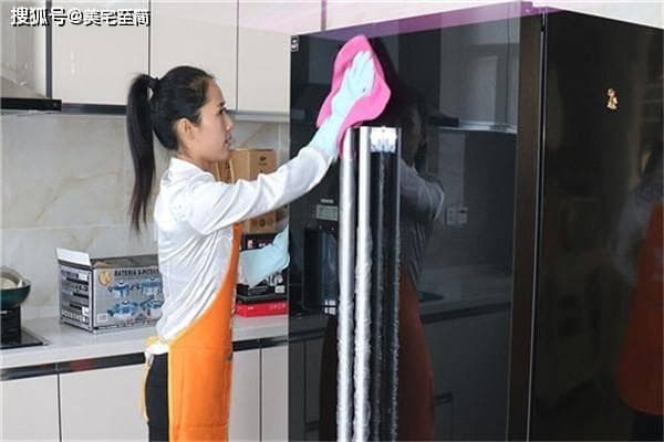【家居保洁技巧】揭示最有效的清洁方法，让你轻松打理家中卫生！