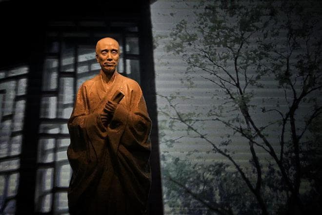 弘一法师智慧：经历三重境界，人生还有何放不下？悟懂受用终身