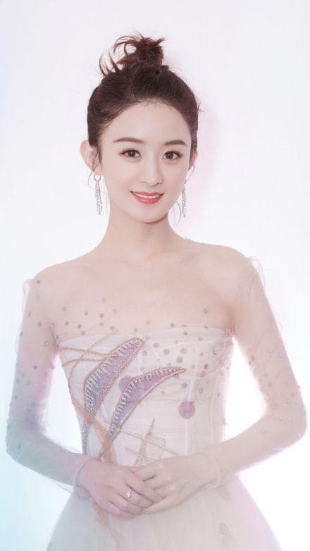 赵丽颖：从央视专访看18年演艺生涯的坚持与突破