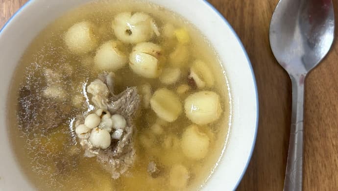 养生厨房之芡实莲子薏仁排骨汤