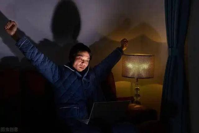尿酸高，不是吃出来的？医生忠告：多半有4大原因，很多人忽略了